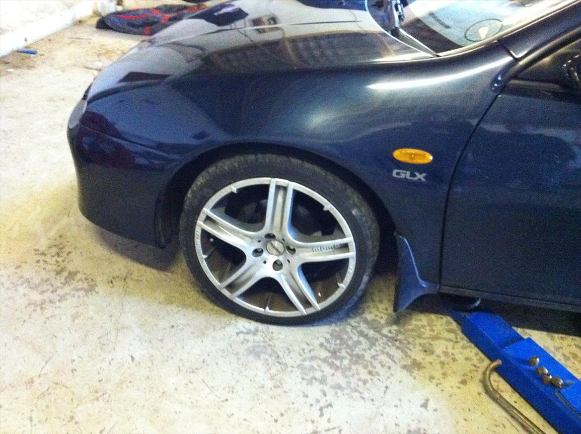 Mazda 323 F GLX 1,8 - venstre 17T momo billede 7