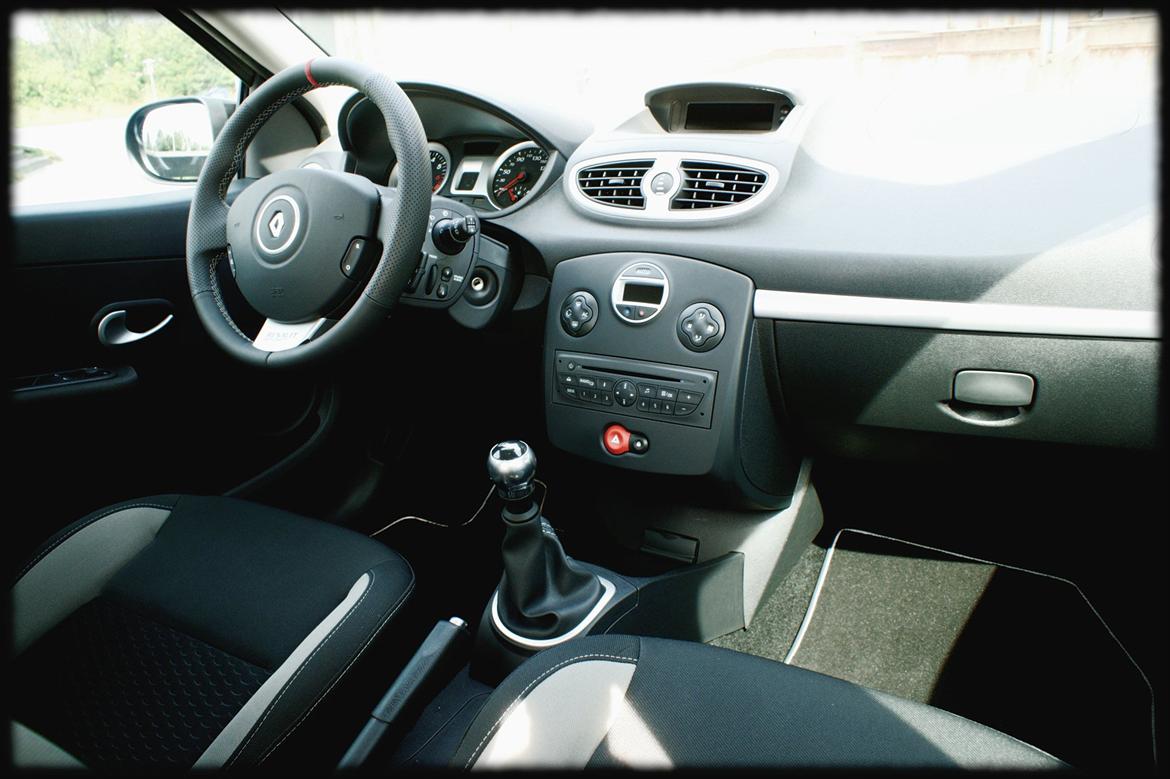 Renault Clio III Sport - Renault Sport læderrat med rød syning billede 10