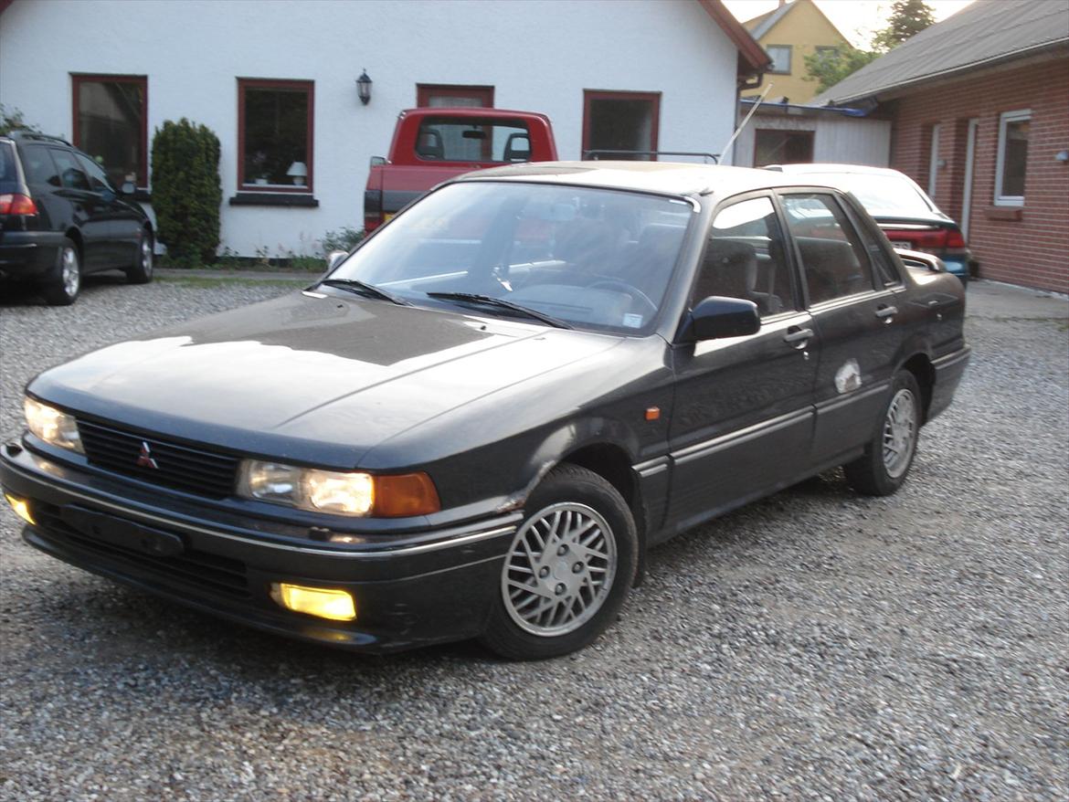 Mitsubishi Galant billede 2