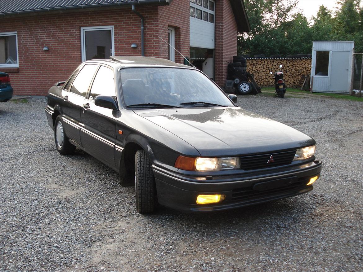 Mitsubishi Galant billede 3