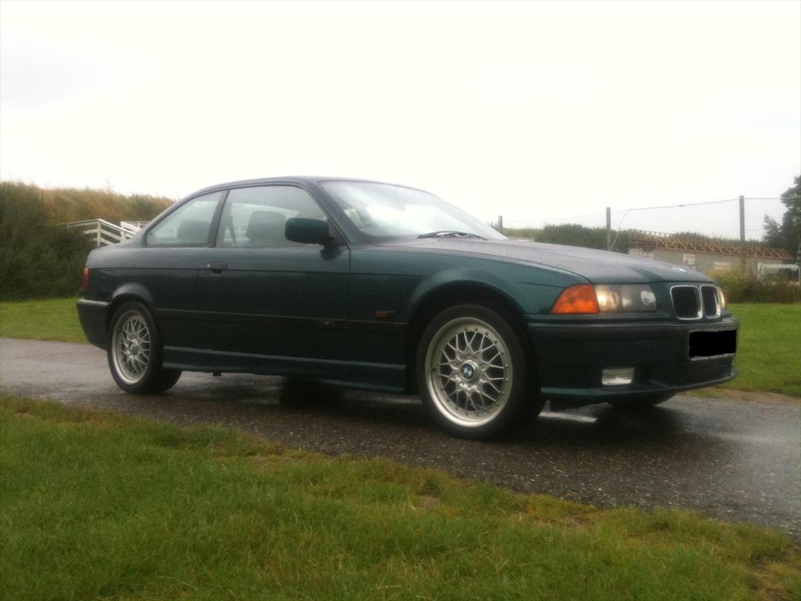 BMW E36 328i Coupé Drift Solgt billede 8