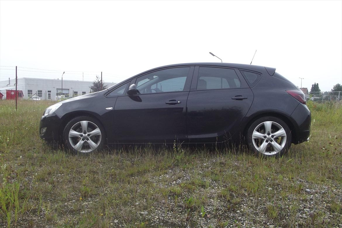 Opel Astra 1.4T Enjoy..........Solgt.......... billede 2