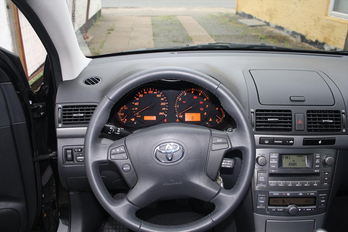 Toyota Avensis - SOL billede 5