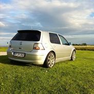 VW Golf 4 solgt!