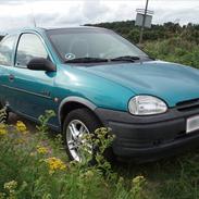 Opel Corsa B 1,4 i - nz *Skrottet*