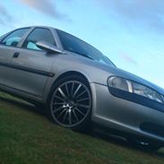 Opel VECTRA B 16V