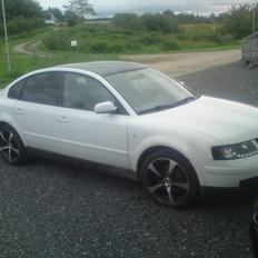 VW Passat 3B 1,6 **SOLGT**