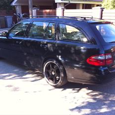 Mercedes Benz E W211 TIL SALG BILLIGT