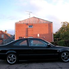 Honda Civic 1.6 i Coupe (solgt)