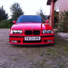 BMW E 36 323 i