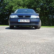 Opel vectra a 1,8i 8v  BYTTET