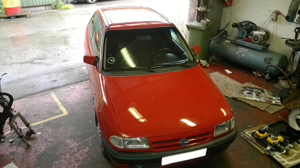 Opel Astra F NZ - Efter Polering!!! billede 3