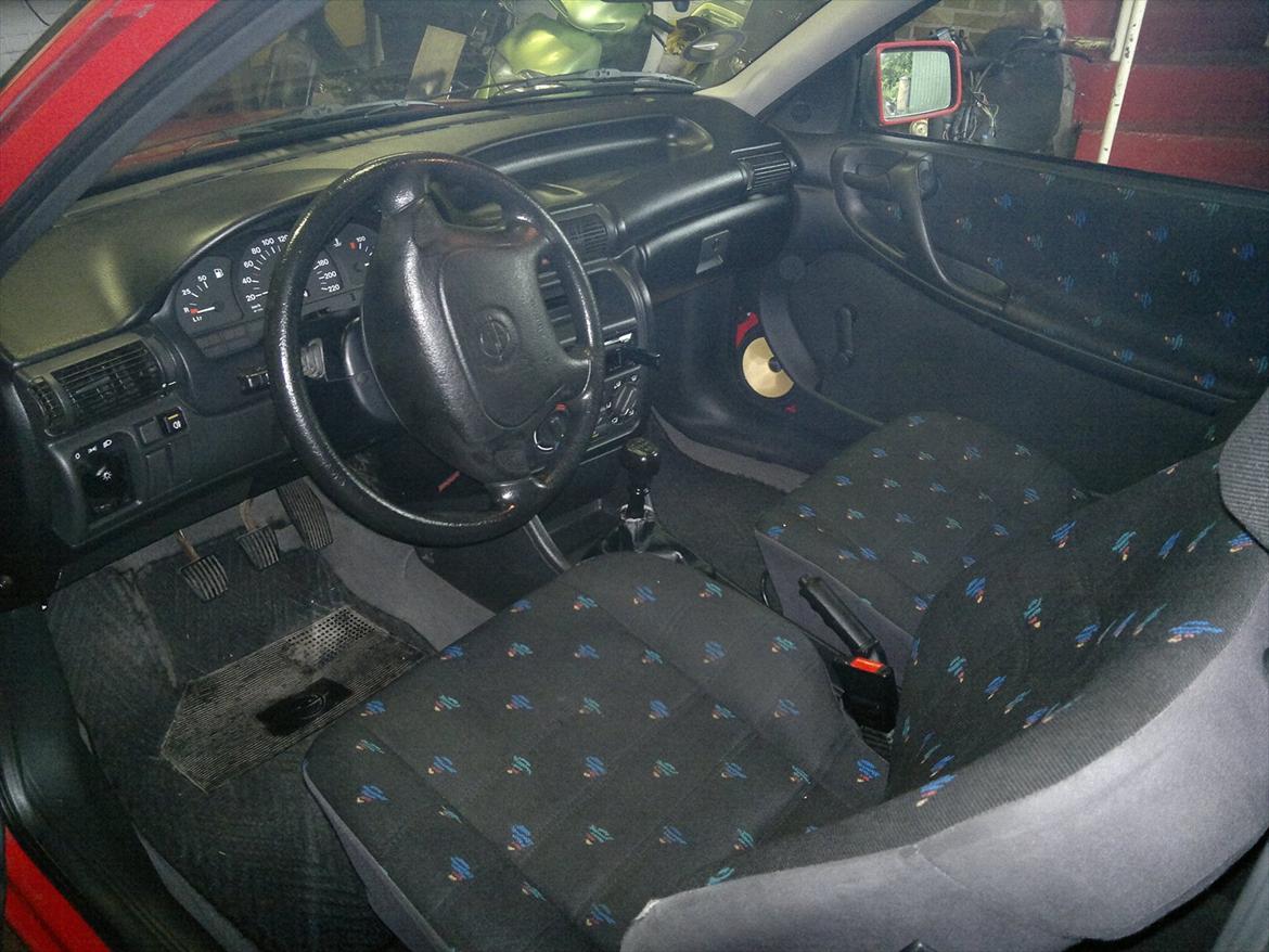 Opel Astra F NZ - Efter Støvsugning og Vinyl Make up ! ! ! billede 8