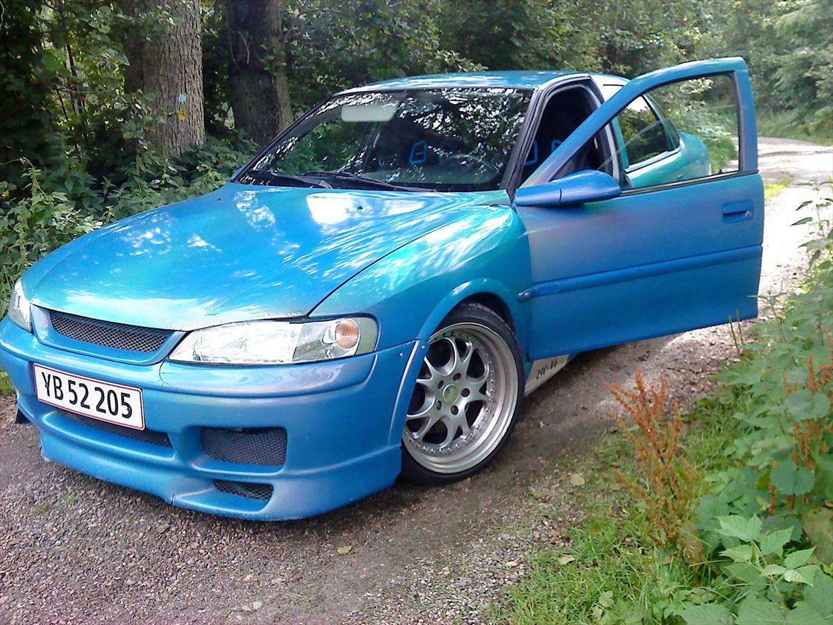 Opel vectra b 2,5 V6 190 HK+ billede 9