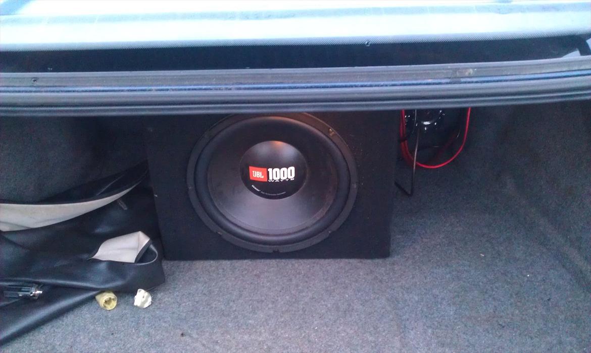 BMW e34 525ia billede 5