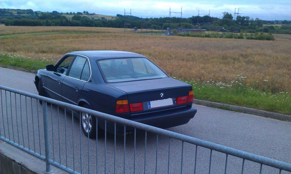 BMW e34 525ia billede 6