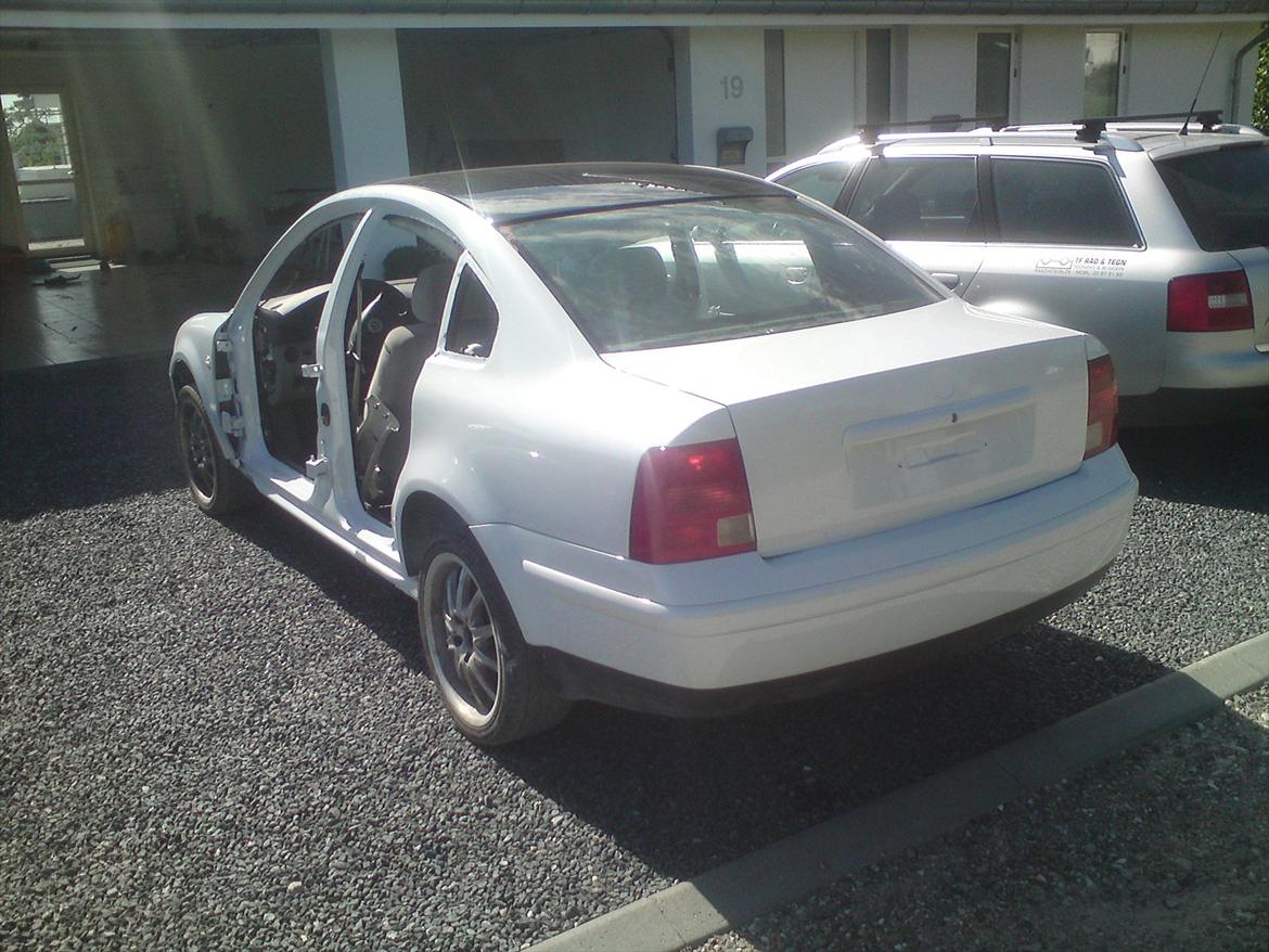 VW Passat 3B 1,6 **SOLGT** billede 7