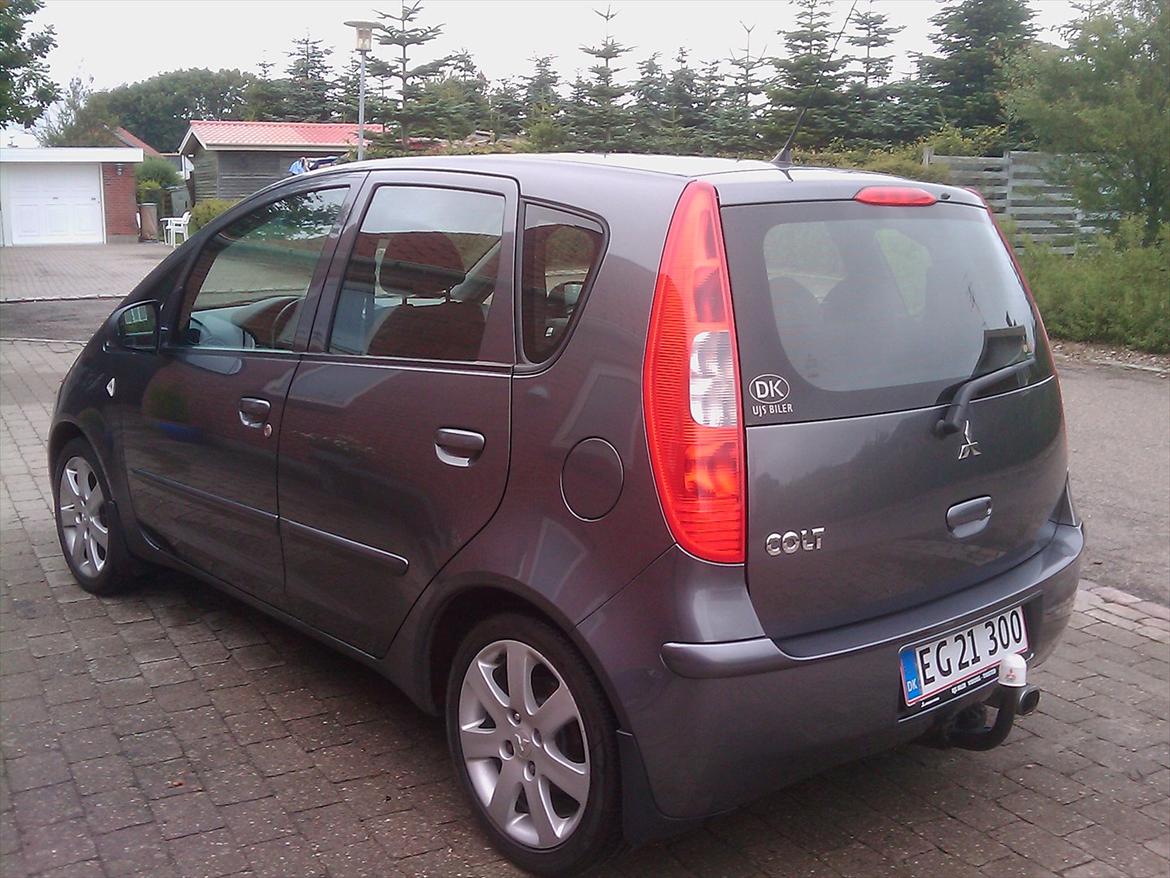 Mitsubishi colt 1.5 solgt billede 8