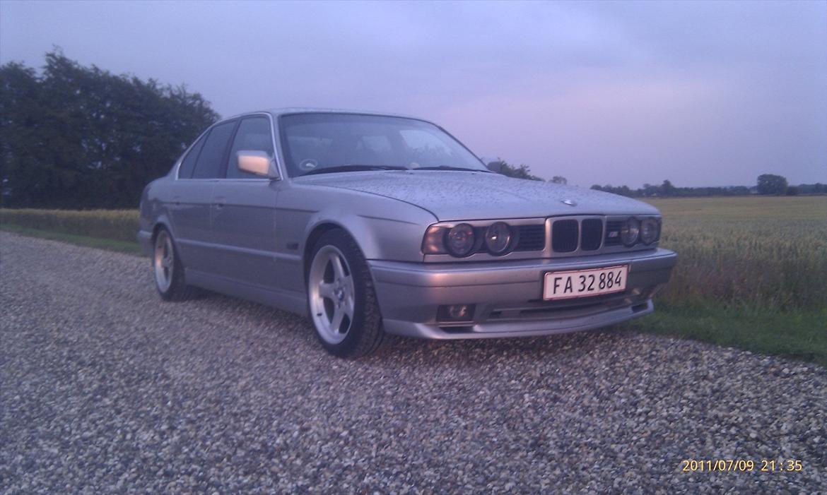 BMW 525 tds "solgt" billede 4