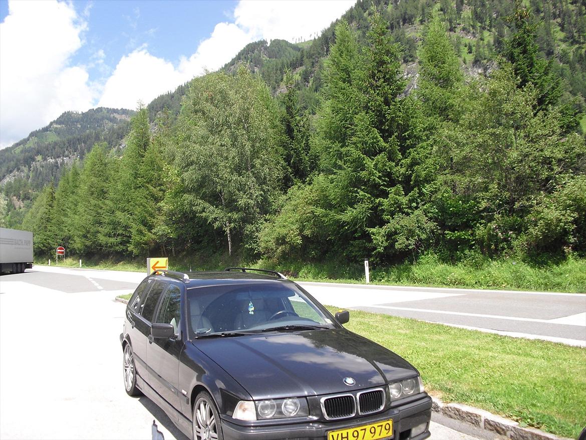 BMW 325 TDS "M3 Optik" billede 3