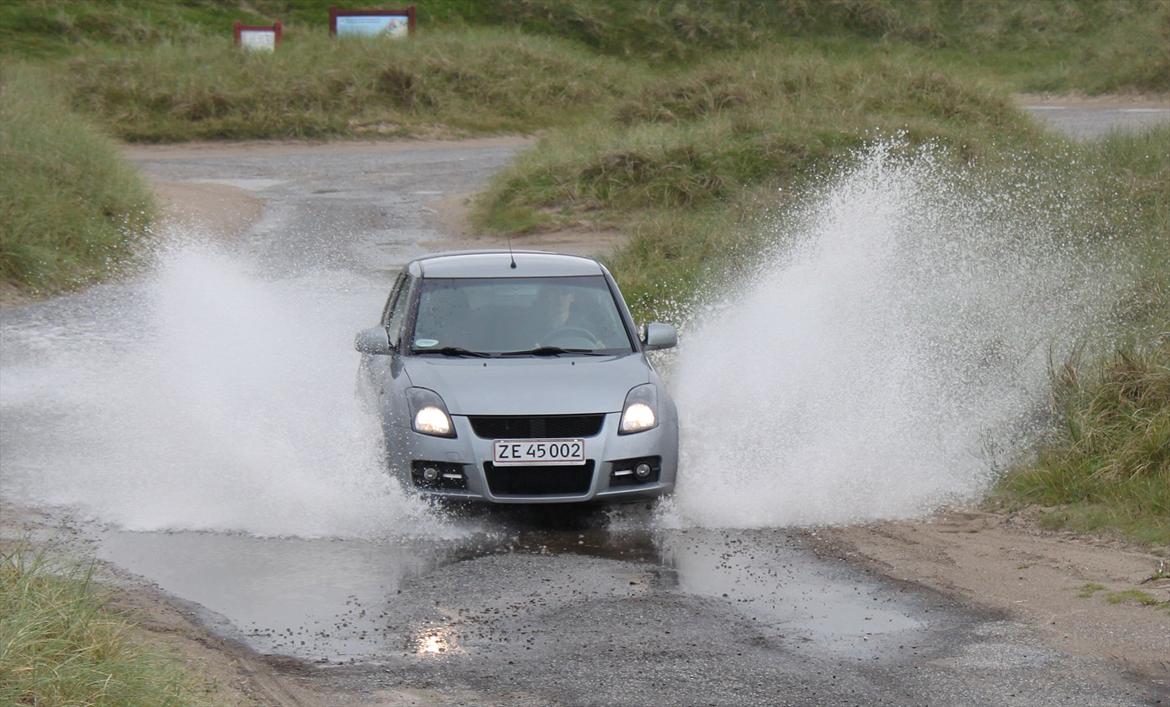 Suzuki Swift DDiS SOLGT - nyt juli 2011 billede 2