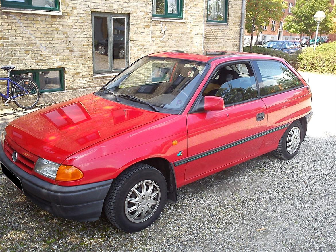 Opel astra f billede 2