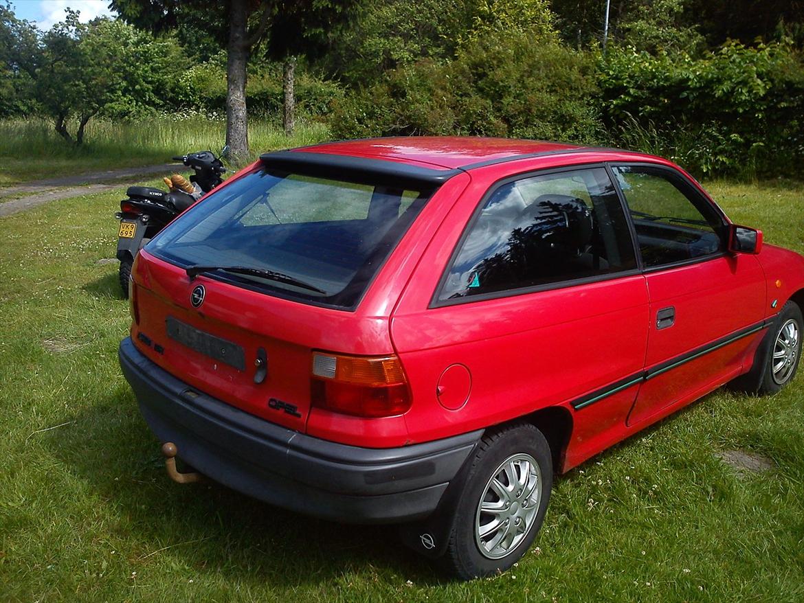 Opel astra f billede 4