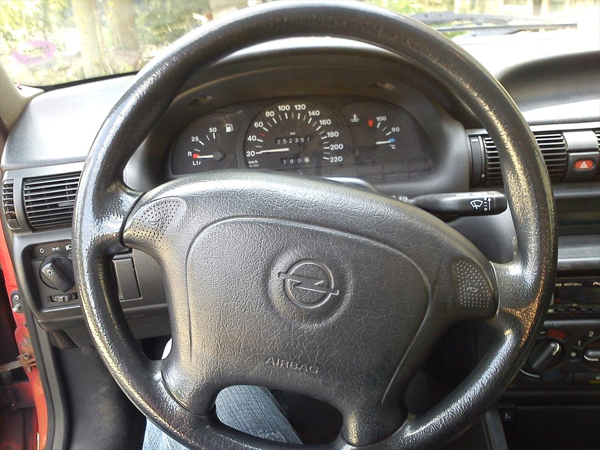 Opel astra f billede 12