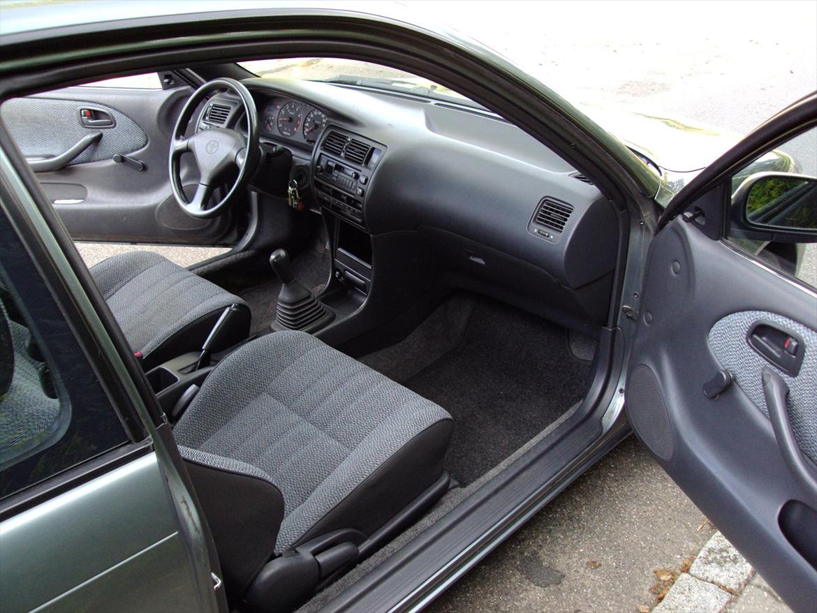 Toyota Corolla E10 billede 7