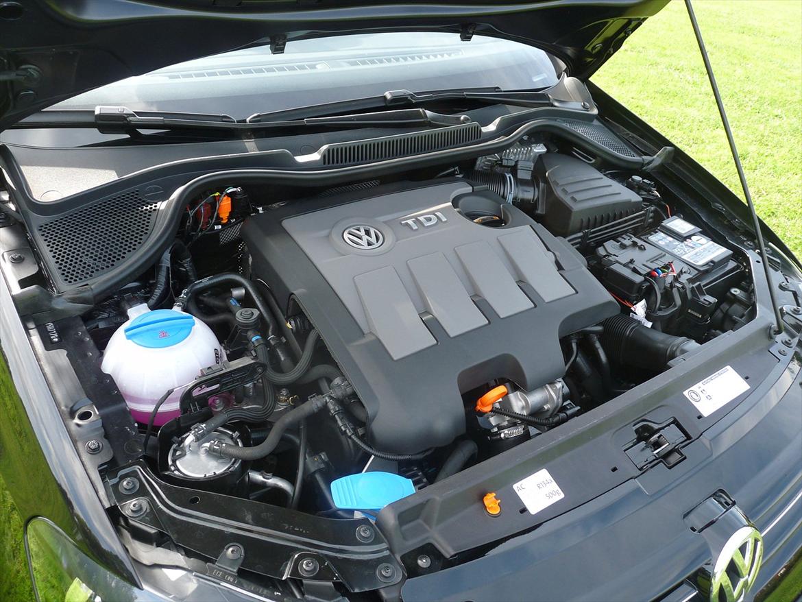 VW Polo 1.6 TDI Comfortline BMT - Fantastisk motor med masser af moment ved lave omdrejninger. Perfekt til landevej og motorvej. billede 11