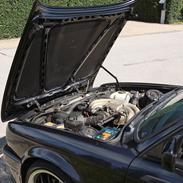 BMW E30 325i 12V M-TECH 2