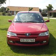 Peugeot 306
