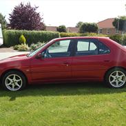 Peugeot 306