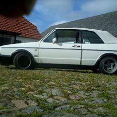 VW golf 1 cab solgt