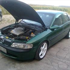 Opel Vectra B 1.6 16V 