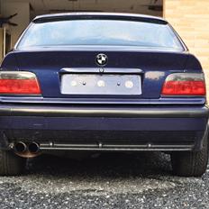 BMW 325i