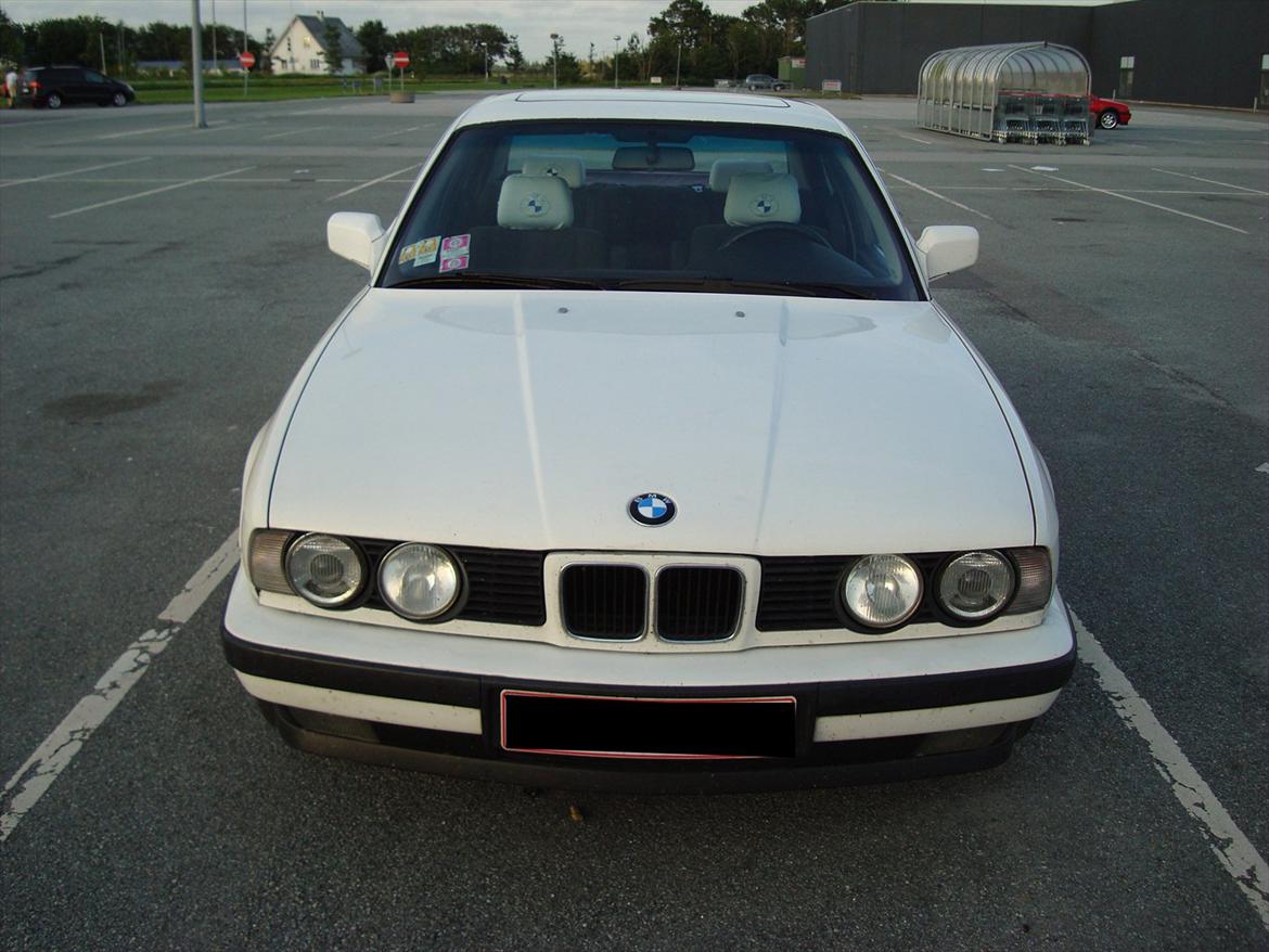 BMW 524 TD E34 *SOLGT* billede 4
