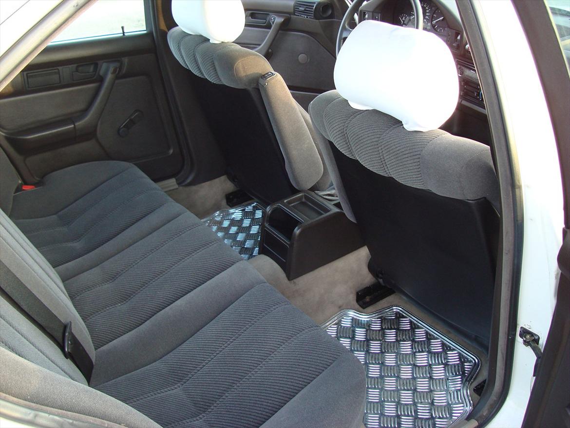 BMW 524 TD E34 *SOLGT* billede 11