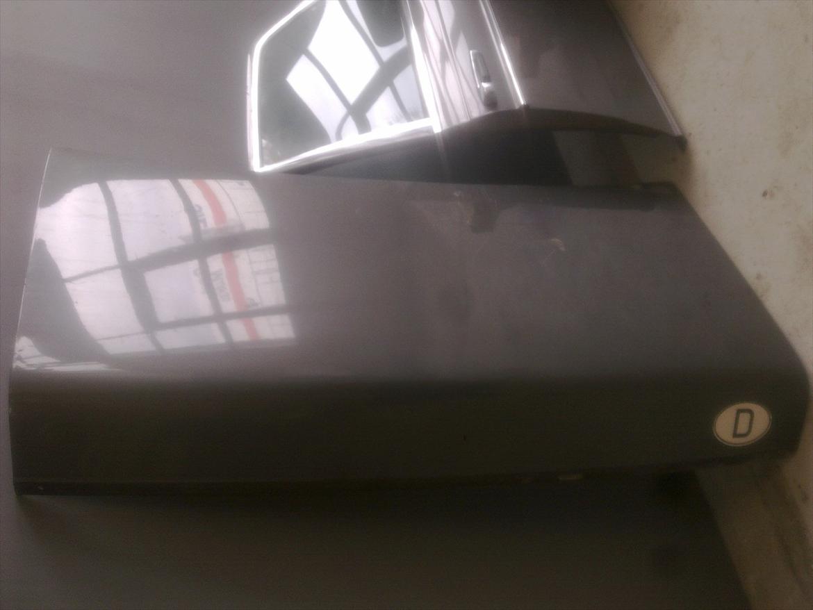 Mercedes Benz 240d aut - de tyske døre og klapper, rustfrie:) billede 5