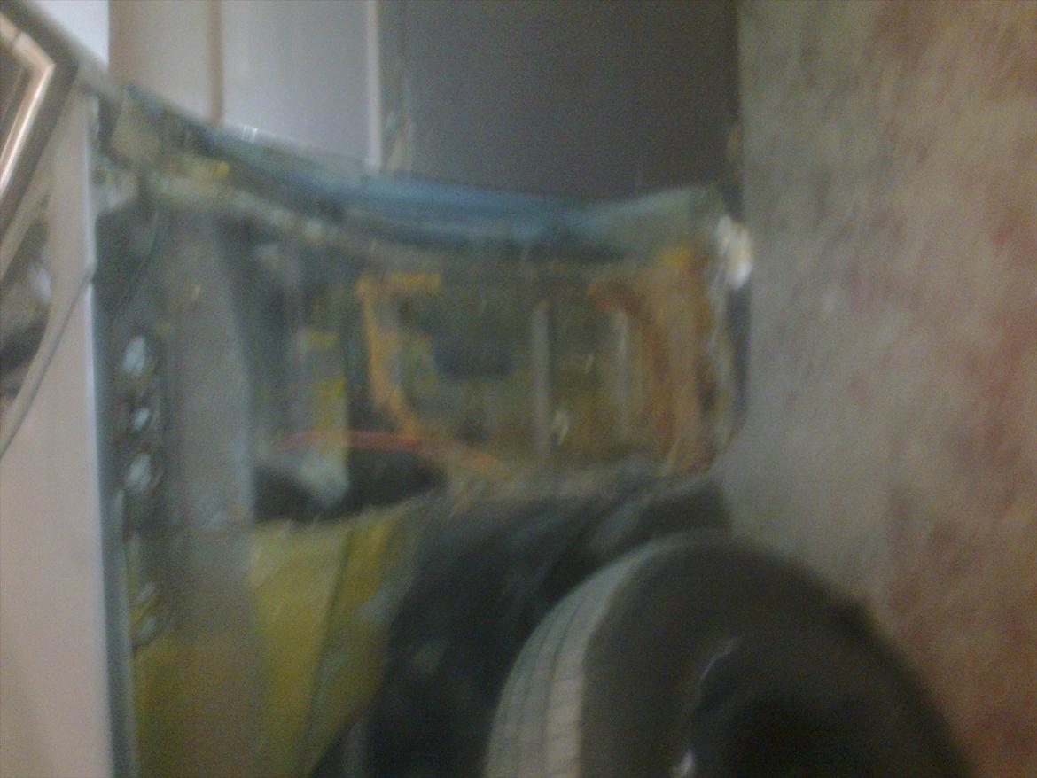 Mercedes Benz 240d aut - overraskelser når man er igang, det var der flere steder, så der blev svejset:) billede 13