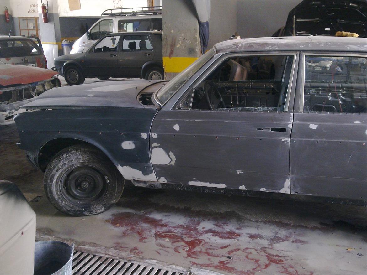 Mercedes Benz 240d aut - "nye" org forskærme, det går fremad. billede 19