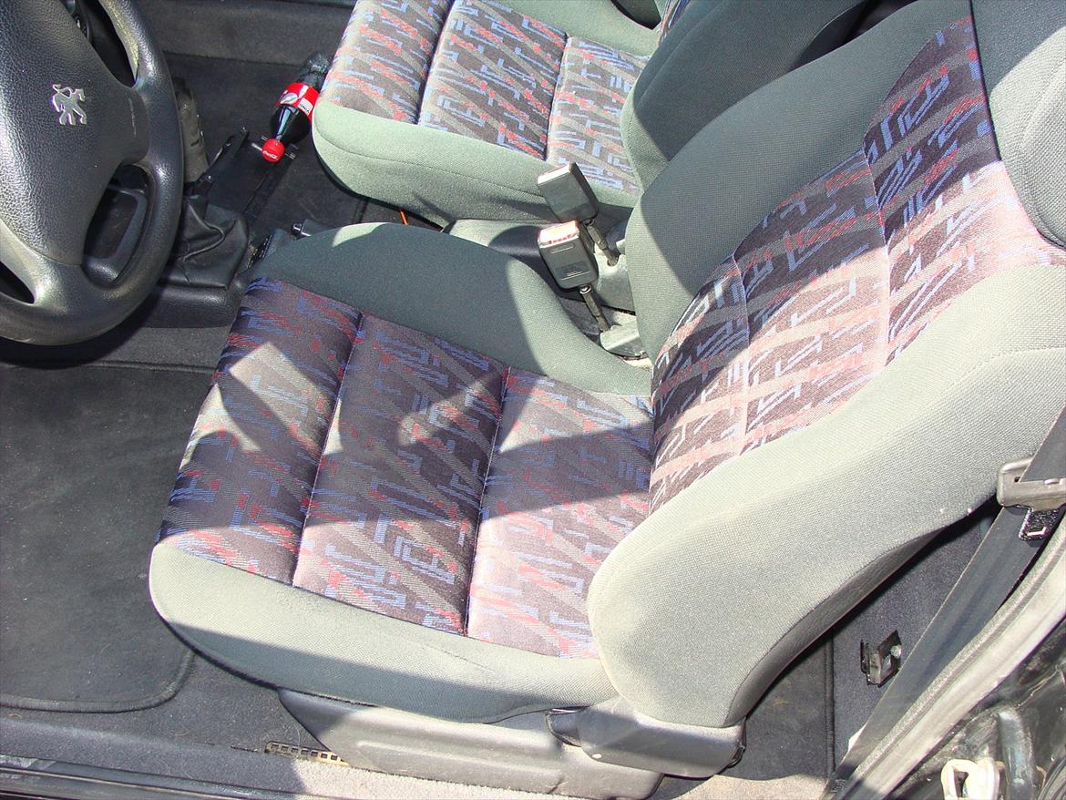 Peugeot 106 GTI - Ny med rene sæder billede 8