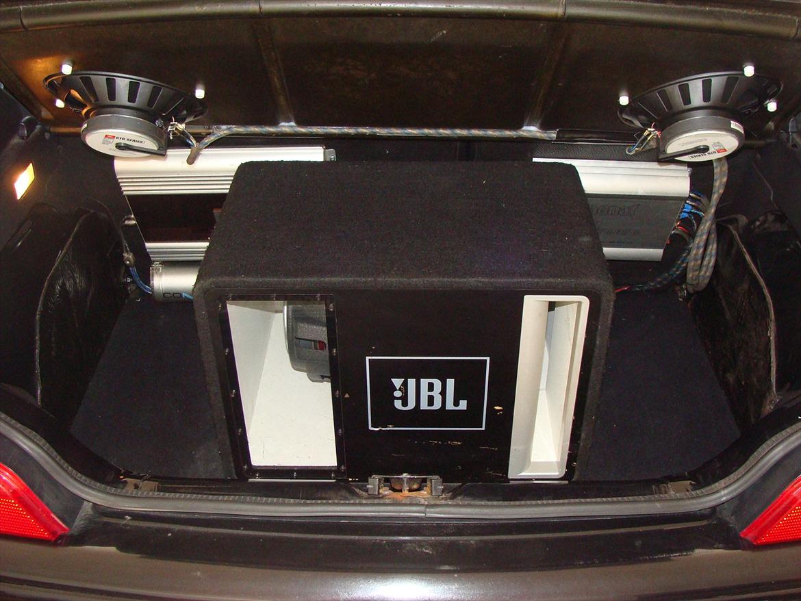 Peugeot 106 GTI - Efter lidt oprodning i begagerummet billede 10