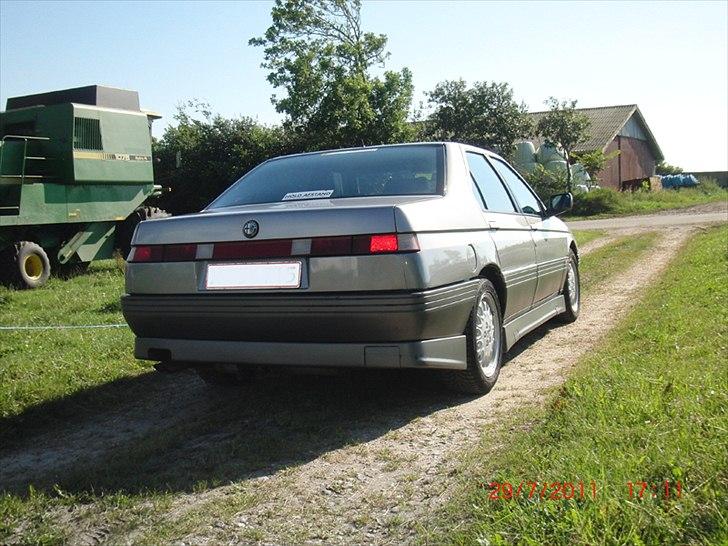 Alfa Romeo 164 Q4 - Så bliver det altså fra den her vinkel, man må beundre automobilet, et kort øjeblik. billede 5