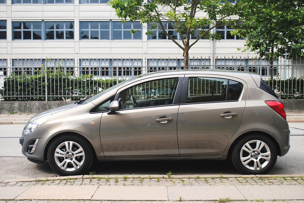 Opel Corsa 1,3 CDTi EcoFlex Cosmo 5d billede 3