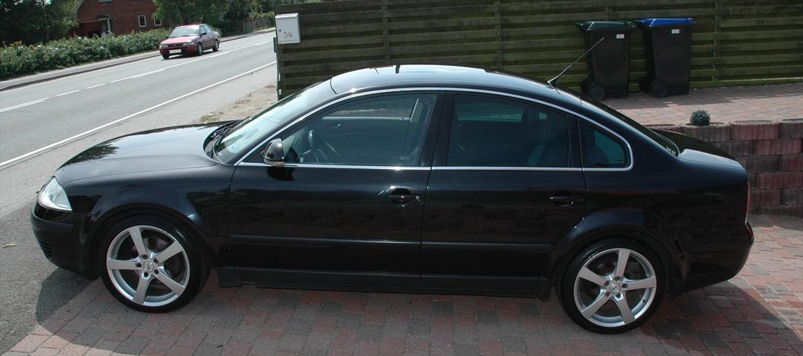 VW Passat Limousine billede 2