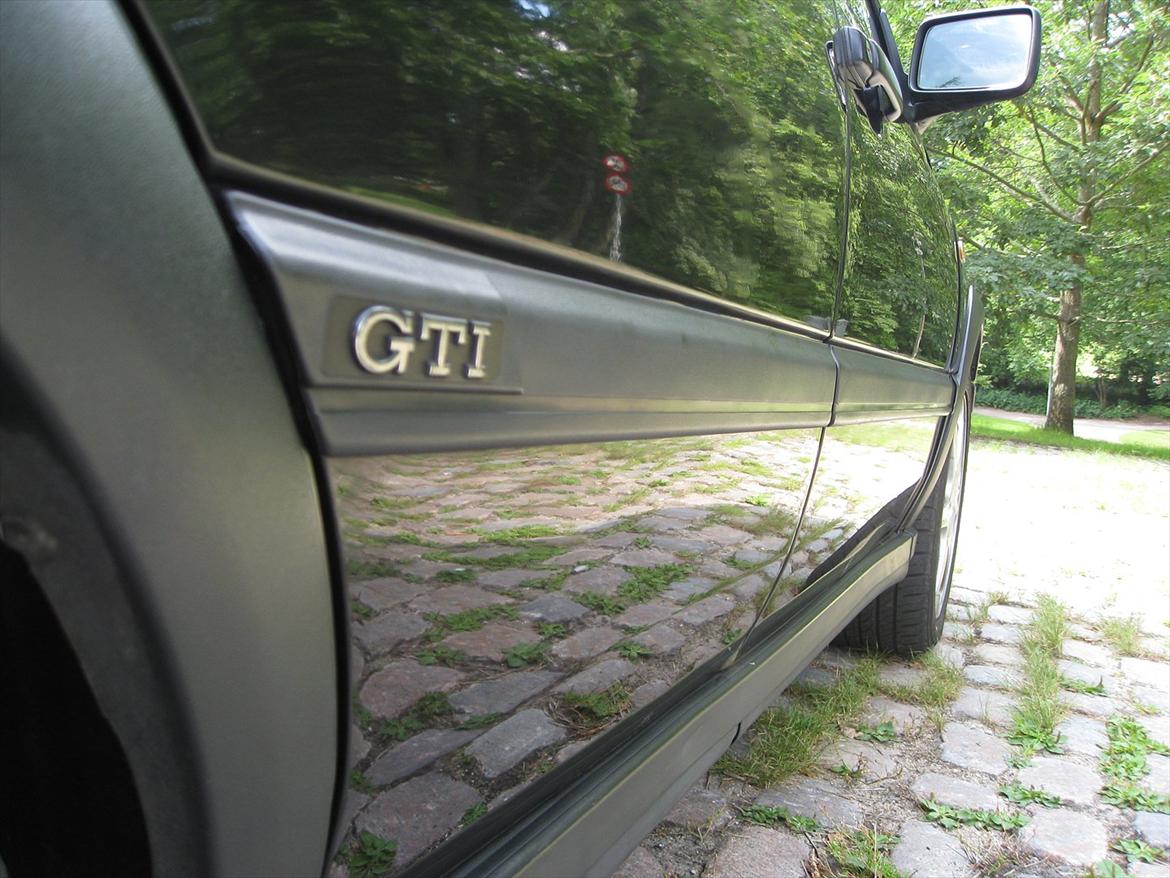 VW Golf 3 GTI 8v - SOLGT billede 1