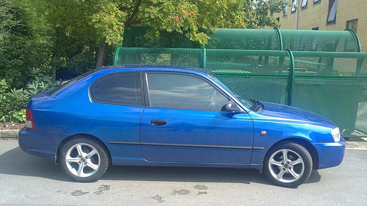 Hyundai accent  GT billede 4