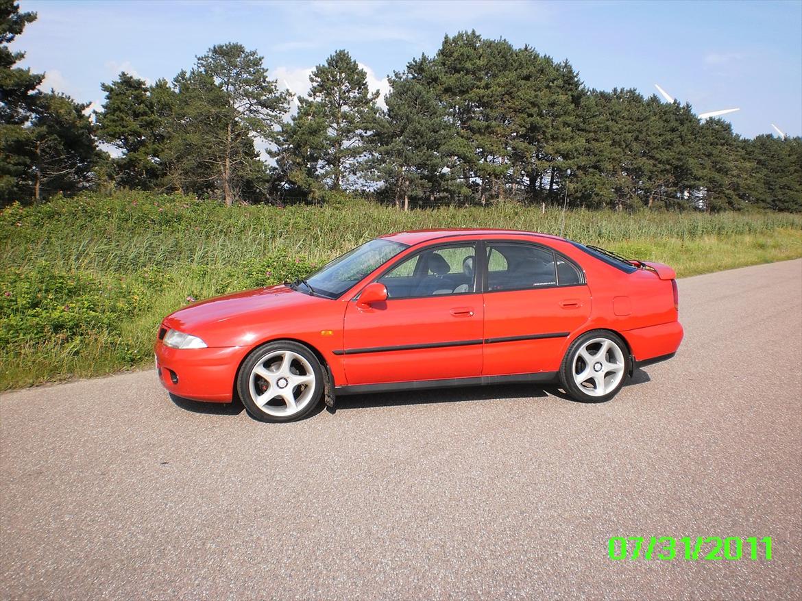Mitsubishi carisma billede 2