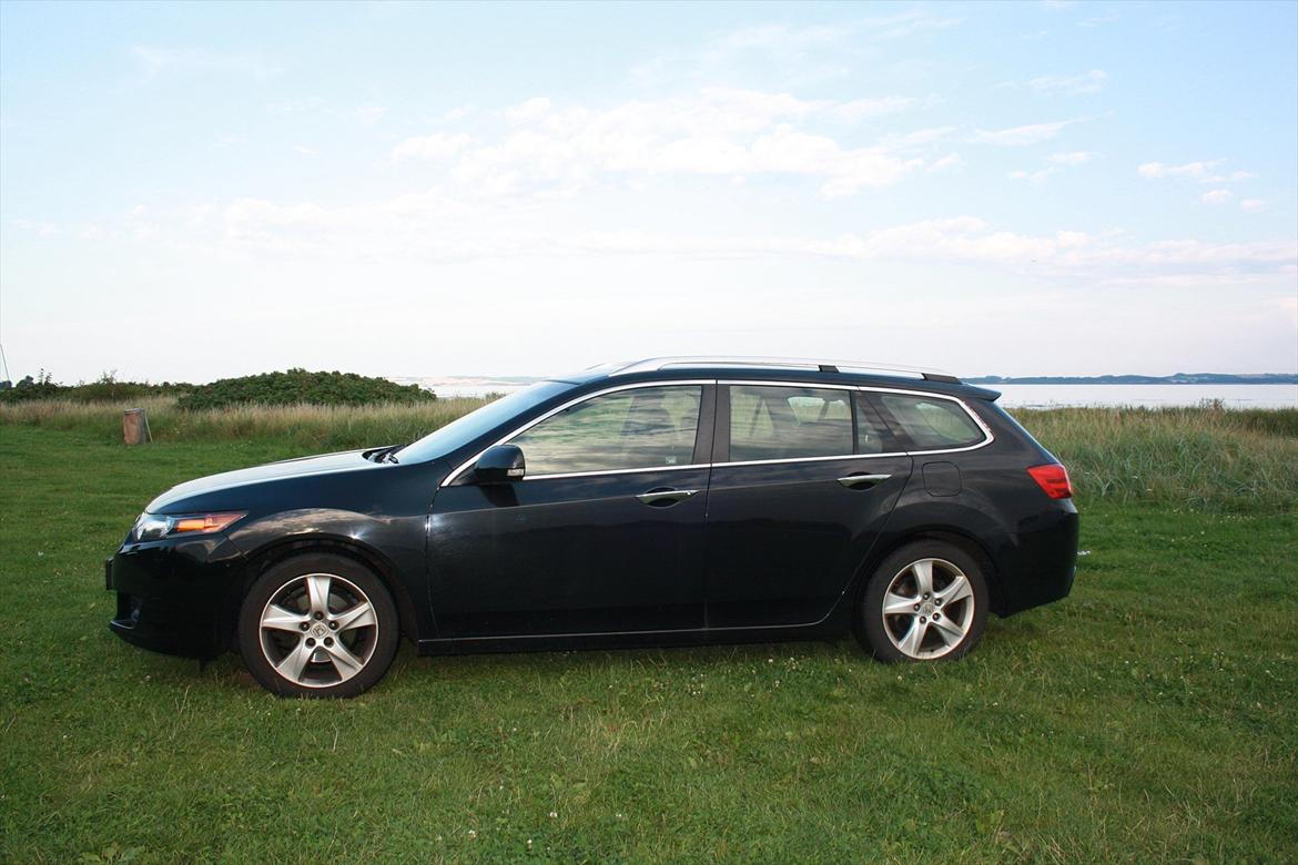 Honda Accord 2,0 st.car Elegance aut. billede 4
